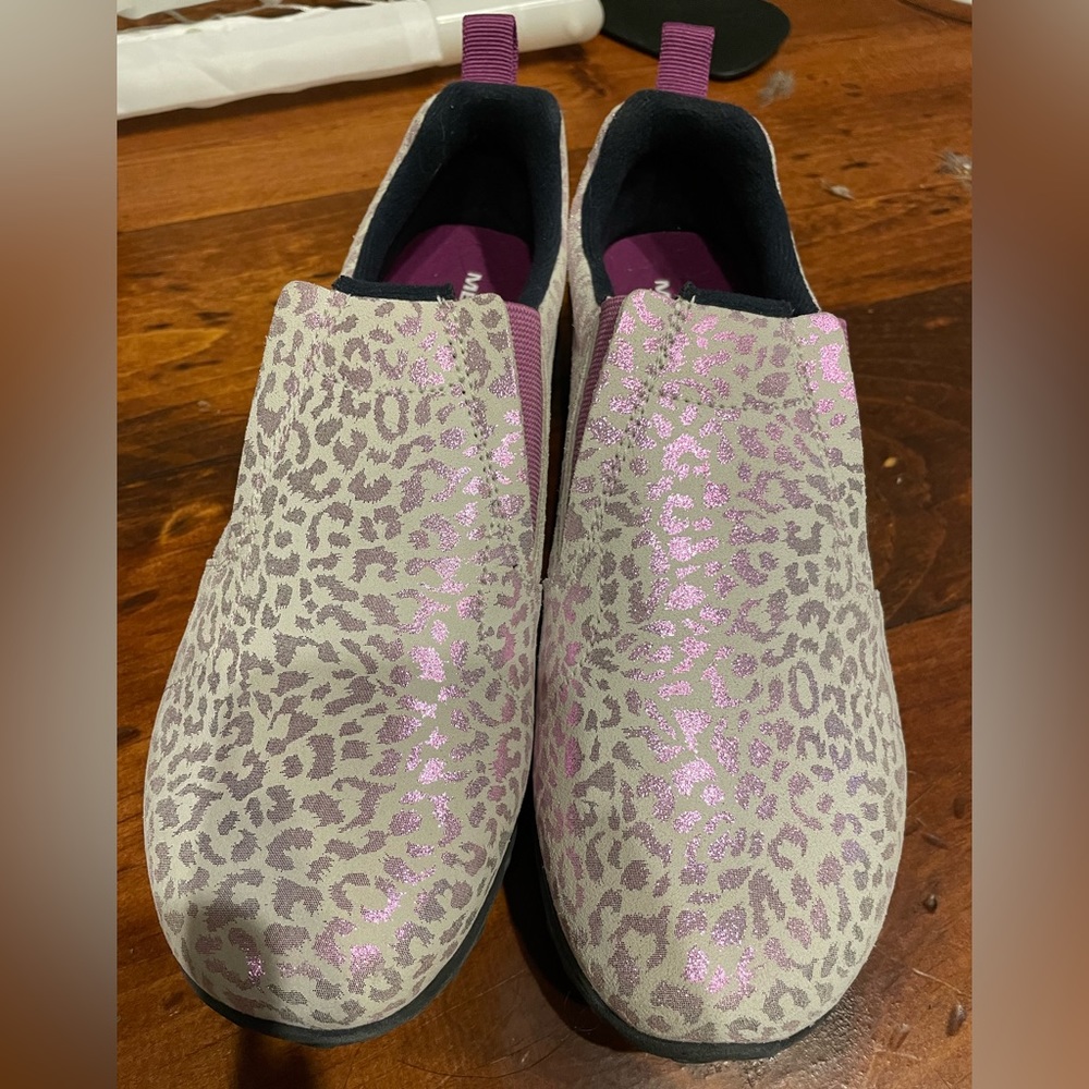 Big girls’ merrells - size 6/ EU 37. Only tried on inside.  Never worn outside.